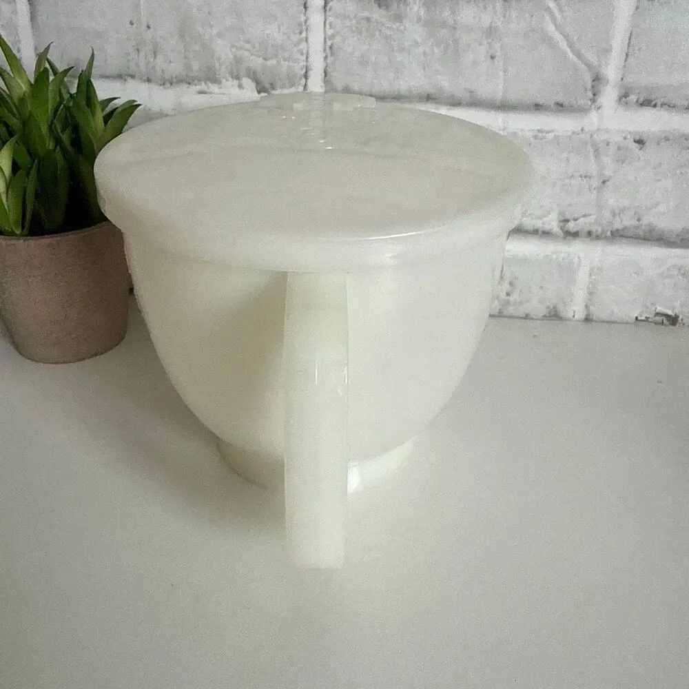 Vintage Tupperware Mix-N-Stor batter bowl